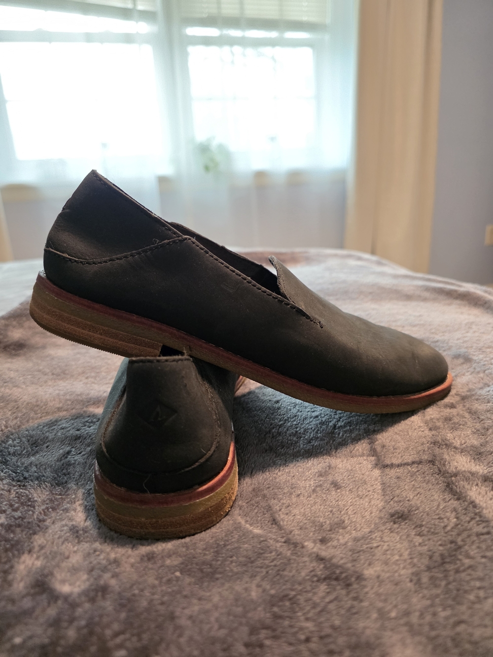 Sperry Black Leather Womens Loafers Size 6.5 Like New